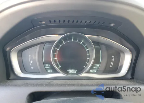 2015 Volvo Xc60 T6 Premier z USA, uszkodzony, nr VIN YV4902RB2F2620589